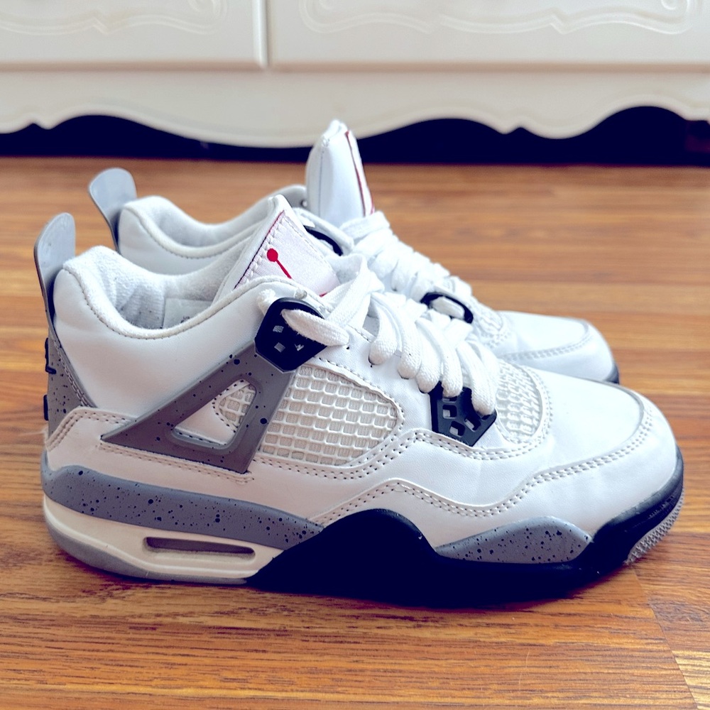 Air Jordan 4 Retro White Cement 2012